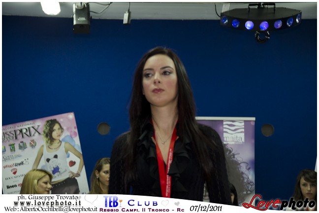031Teb_Club_Miss Grand Prix_LovePhoto-07122011.jpg